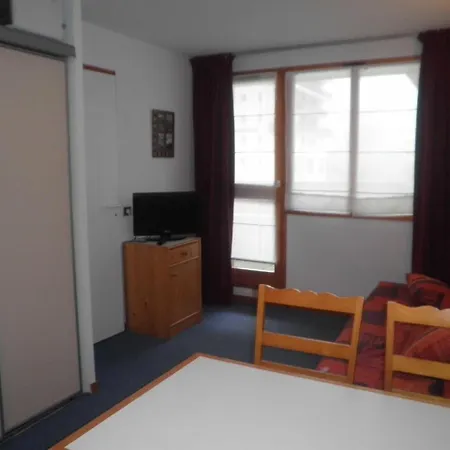 M2-112, Lsi, 001 Appartement *